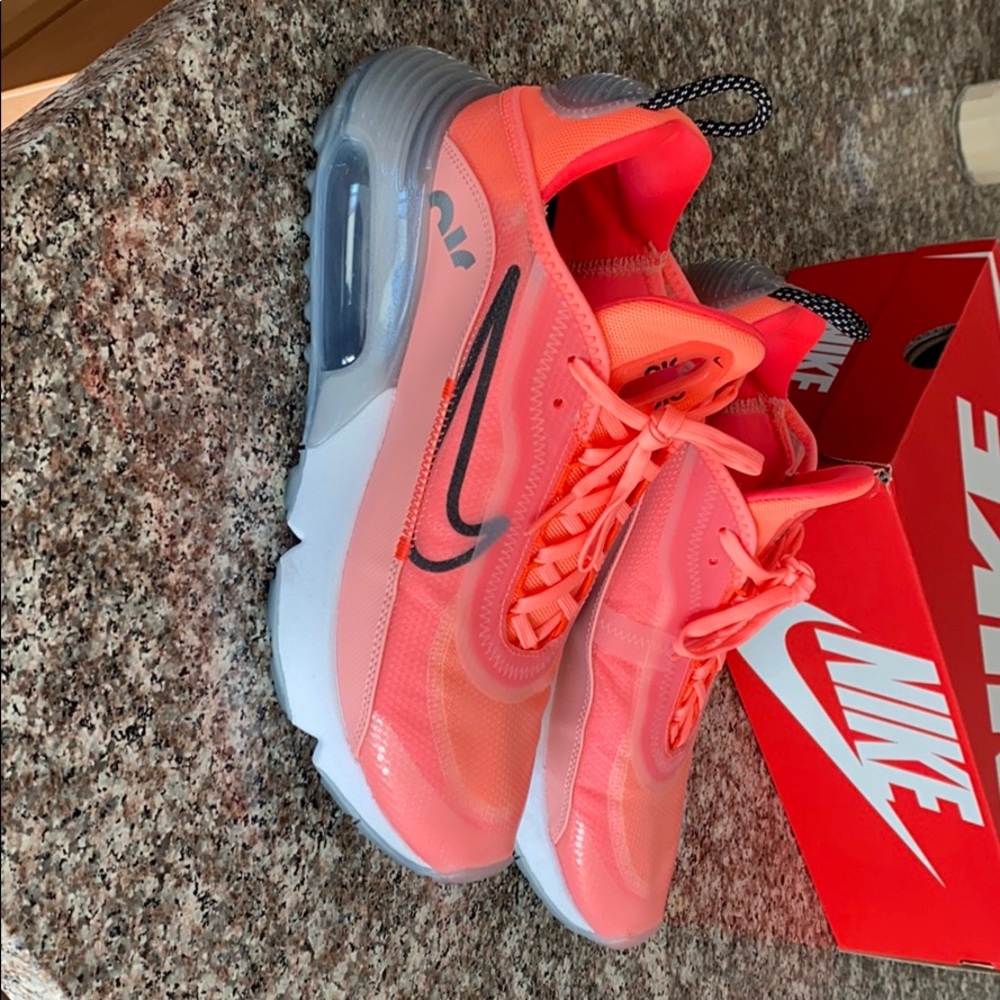 BRAND NEW: Nike Air Max 2090’s